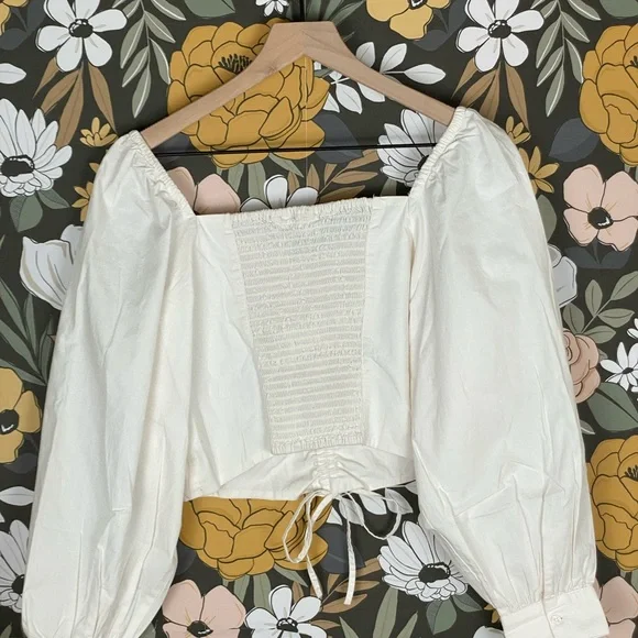 NWT LEVI’S Devin White Cropped Puff Sleeve Blouse Women Size Medium - Picture 10 of 12